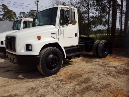 2003 FREIGHTLINER  F170