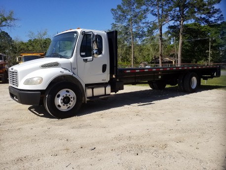 2007 FREIGHTLINER  M2