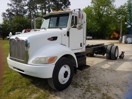 2006 PETERBILT 