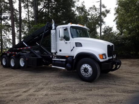 2007 Mack Granite Roll Off