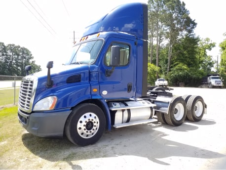 2014 FREIGHTLINER CASCADIA