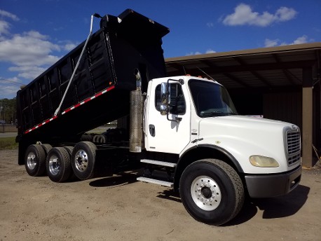 2010 FREIGHTLINER DUMP